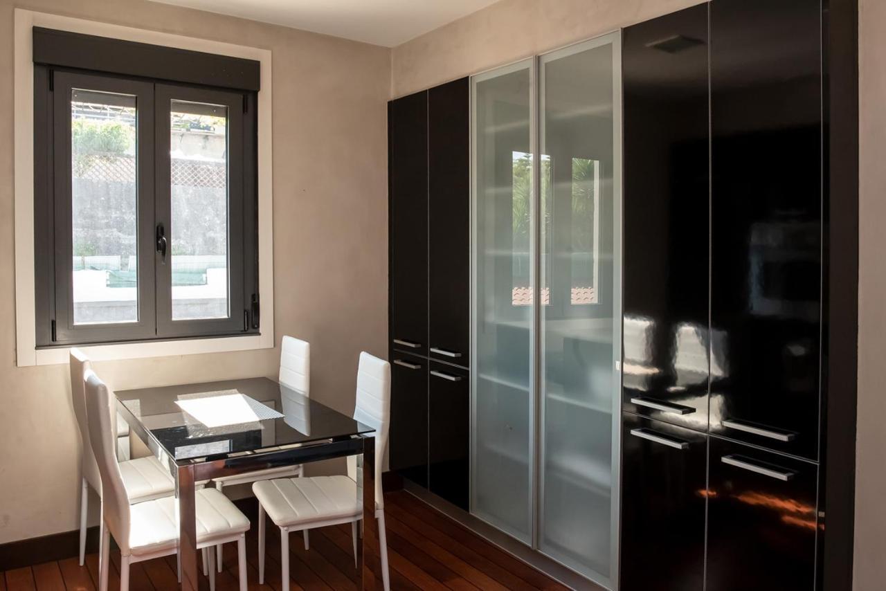 Apartamentos Redondela - A Casa Da Praia Exteriör bild